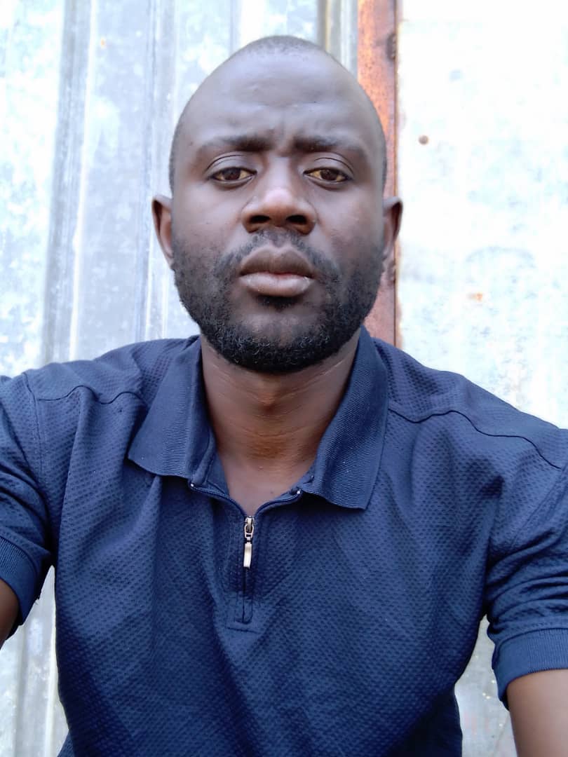 GILBERT NSAMA — SCULPTOR
